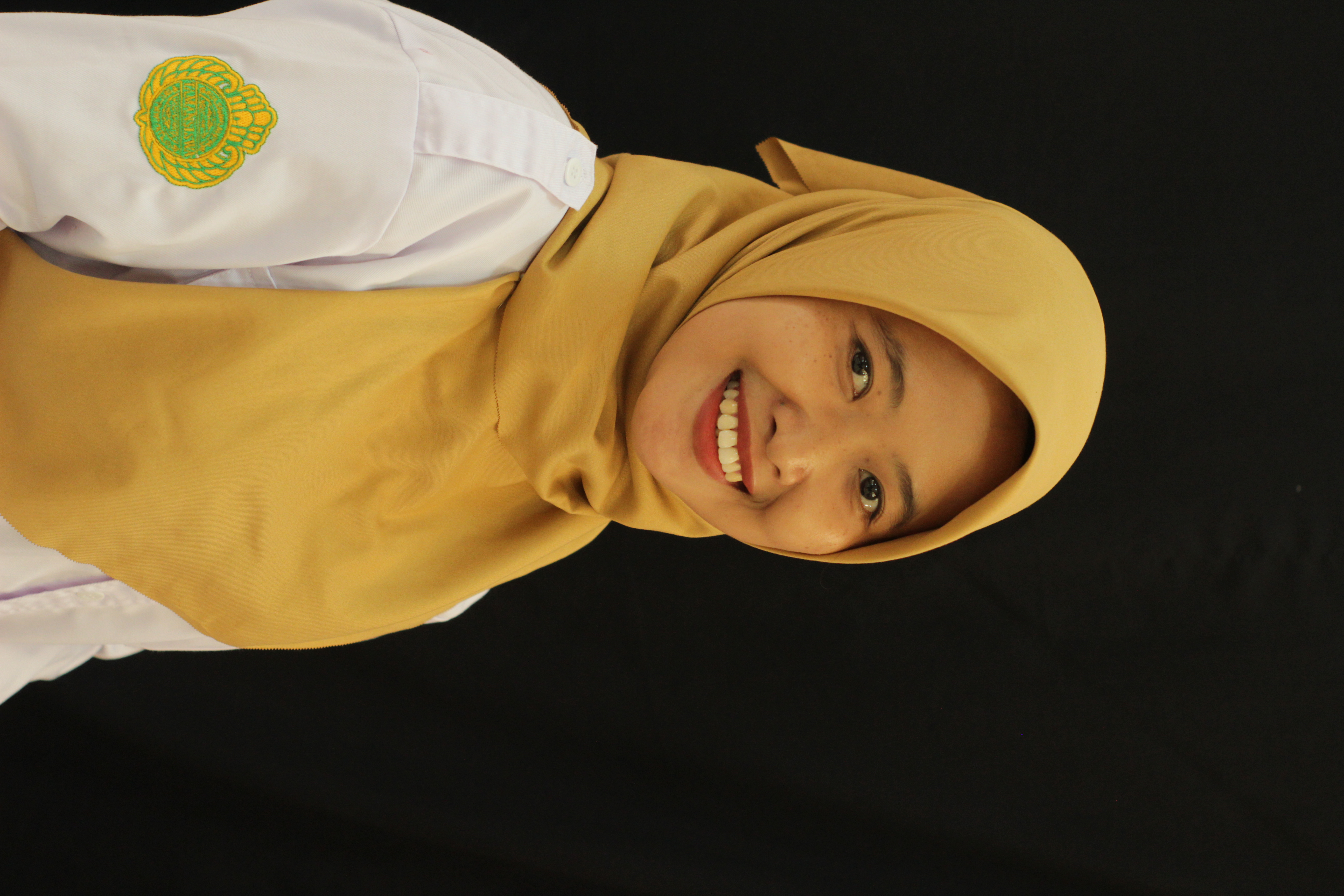 Ade Ayu Paramacitra,S.Pd